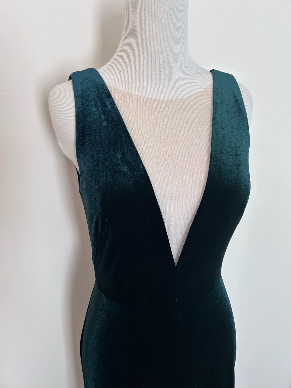 Jenny Yoo Anthropologie Logan Dark Emerald Green Velvet Column Dress ~ Size 4 - Picture 7 of 7
